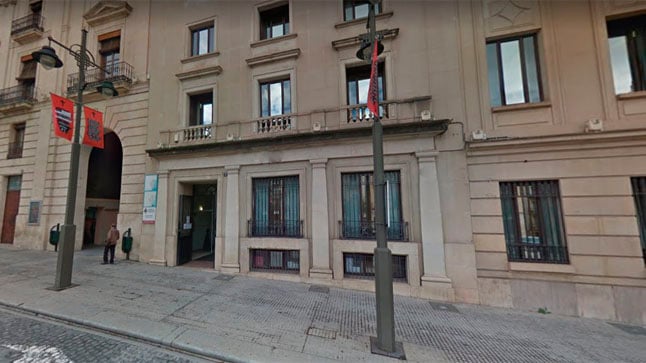 ALCOI / ALCOY - PLAÇA DE DINS - Cita centros de Salud