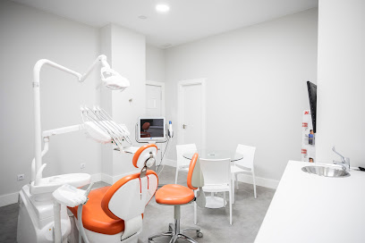 Zaragoza - ABAD Y ANTOLIN, CLINICA DE ORTODONCIA - Centro Dental