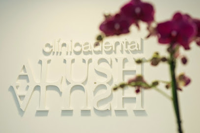 Santiago de Compostela - ALUSH CLINICA DENTAL - Centro Dental