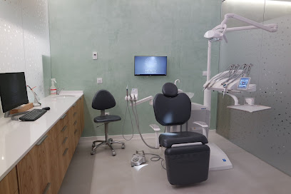Ciutadella de Menorca - ARTRUTX CLINICA DENTAL - Centro Dental