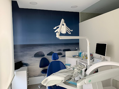 Brión - BRION DENTAL - Centro Dental