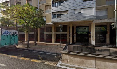 Tarragona - C. D. ADELMAR O. TAYEDA ANDRADA - Centro Dental