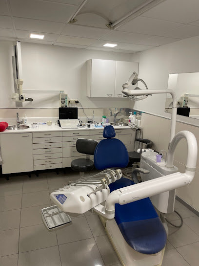 Tarragona - C. D. JOSE RUFINO BUENO MARTINEZ - Centro Dental
