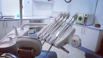 Alcanar - C. D. RAUL MONTES ARIAS - Centro Dental