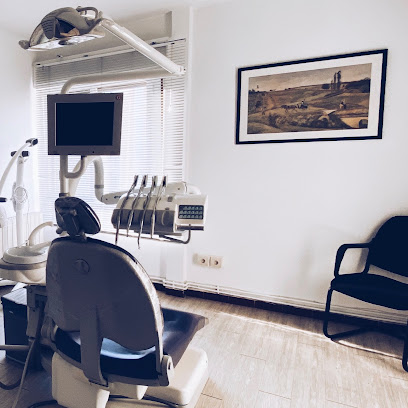 Torrejón de Ardoz - CARLOS ALFEREZ PIQUER - Centro Dental
