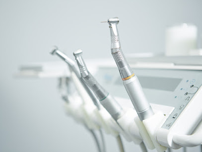 Vitoria-Gasteiz - CLÃNICA DENTAL MANUEL YANGUAS BAYONA - Centro Dental
