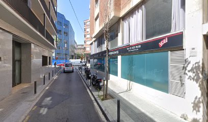 L' Hospitalet de Llobregat - CLINICAS VIVANTA SLU - Centro Dental