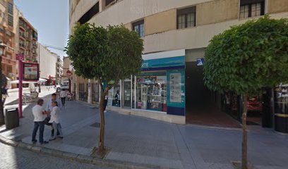 Huelva - CLINICA DENTAL - ANA MARIA MEINERO MURA - Centro Dental