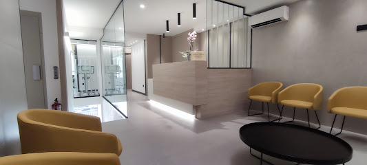 Castelló de la Plana - CLINICA DENTAL AGRAMUNT LLEO - Centro Dental