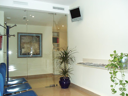 Madrid - CLINICA DENTAL ALMAZAN ODONTOLOGIA INTEGRAL TODAS LAS - Centro Dental
