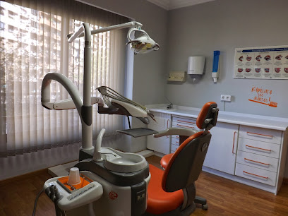 València - CLINICA DENTAL ANA MARIA CAMPOS PELAEZ - Centro Dental