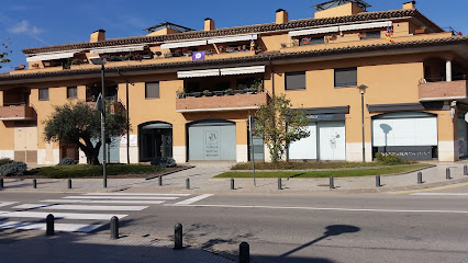 Bescanó - CLINICA DENTAL BESCANO - Centro Dental