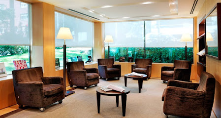 Barcelona - CLINICA DENTAL CAMBRACLINIC I ASSOCIATS - Centro Dental