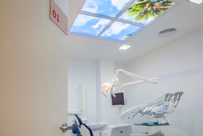 Sant Feliu de Llobregat - CLINICA DENTAL CAROLINA GONZALEZ GOMEZ - Centro Dental