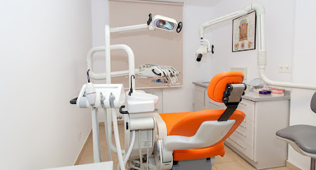 Valladolid - CLINICA DENTAL DE D. JOSE MARIA ROMERO MATANZA - Centro Dental