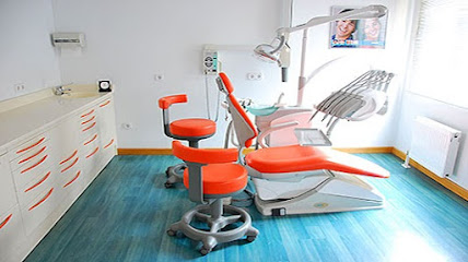 Salamanca - CLINICA DENTAL DE D. OLVIDO VELAZQUEZ SANCHEZ - Centro Dental
