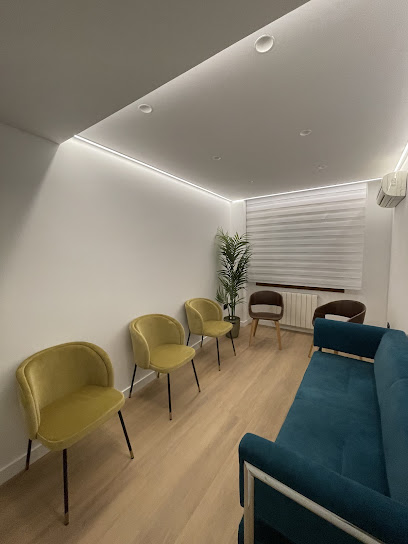 Salamanca - CLINICA DENTAL DE D. RAUL ALFARO DEVESA - Centro Dental