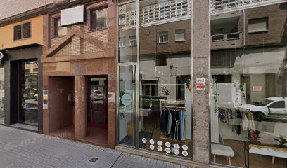Ponferrada - CLINICA DENTAL DE D MARIA DEL ROSARIO PINTOR ENRIQUEZ - Centro Dental