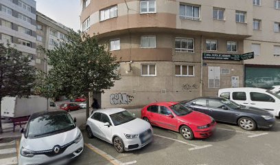 A Coruña - CLINICA DENTAL DORA MARIA VAZQUEZ DOMINGUEZ - Centro Dental