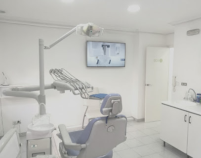 Elche - CLINICA DENTAL DR. JOSE LUIS CACERES CARCELES - Centro Dental