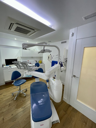 A Coruña - CLINICA DENTAL DRA. ELIDA FERREIRO TURNES - Centro Dental