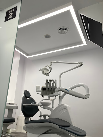 Barcelona - CLINICA DENTAL DRA. IVONNE DEL CARMEN PEÑA ARIAS - Centro Dental