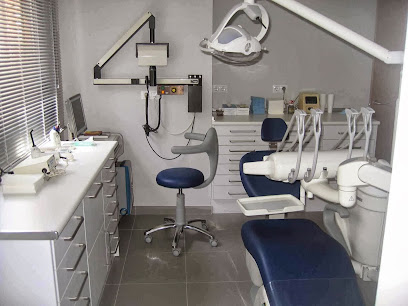Los Corrales de Buelna - CLINICA DENTAL ELADIO RUIZ DOU - Centro Dental