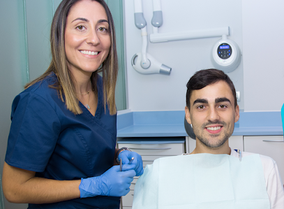 Bilbao - CLINICA DENTAL FAMILIAR BETAGINN - Centro Dental