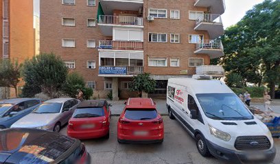 Badajoz - CLINICA DENTAL FERNANDO Y RAQUEL LEOPOLDO RODADO - Centro Dental