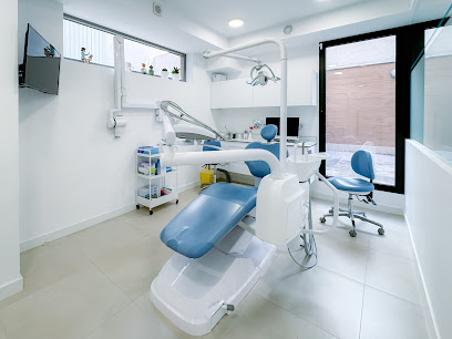Valladolid - CLINICA DENTAL FUENTES VERA - Centro Dental