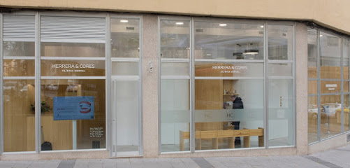 A Coruña - CLINICA DENTAL HERRERA & CORES - Centro Dental