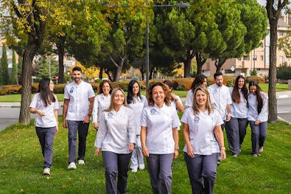 Madrid - CLINICA DENTAL INFANTIL ENSANCHE DE VALLECAS, S.L. - Centro Dental