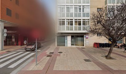 Zaragoza - CLINICA DENTAL IRUDENT ( MAJAS DE GOYA) - Centro Dental