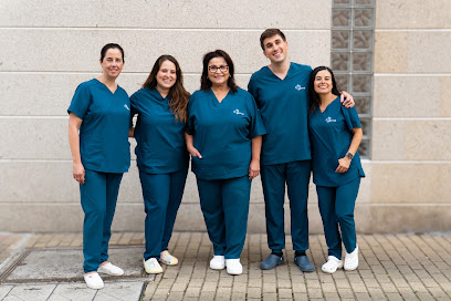 Oleiros - CLINICA DENTAL IVETTE BERNAL - Centro Dental