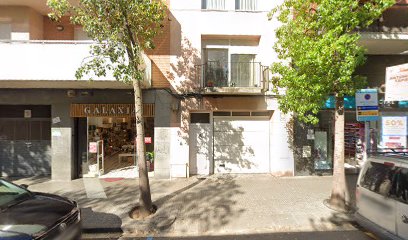 Sant Boi de Llobregat - CLINICA DENTAL JULIO ROBERTO LEIVA VARGAS - Centro Dental