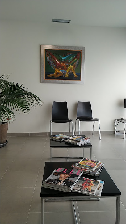 Ames - CLINICA DENTAL LORENTE - Centro Dental