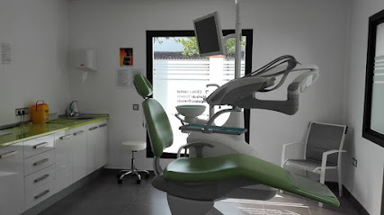 Jerez de los Caballeros - CLINICA DENTAL MARIA ROSARIO PASTELERO GRANADO - Centro Dental