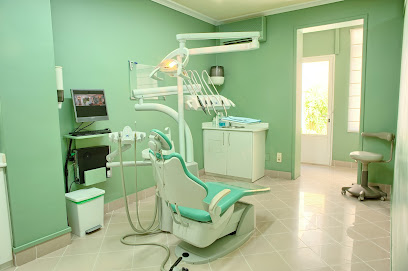 Zaragoza - CLINICA DENTAL MARIO CORVINOS AGUARON - Centro Dental