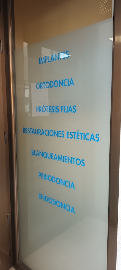 Vilagarcía de Arousa - CLINICA DENTAL MATIAS KILMURRAY - Centro Dental