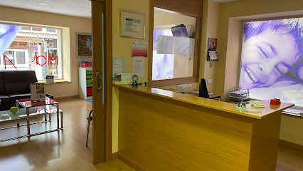 Reinosa - CLINICA DENTAL MAYOR 4 - Centro Dental