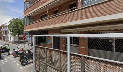 Cubelles - CLINICA DENTAL MILAGROS JOSEFINA SOTO JOB - Centro Dental