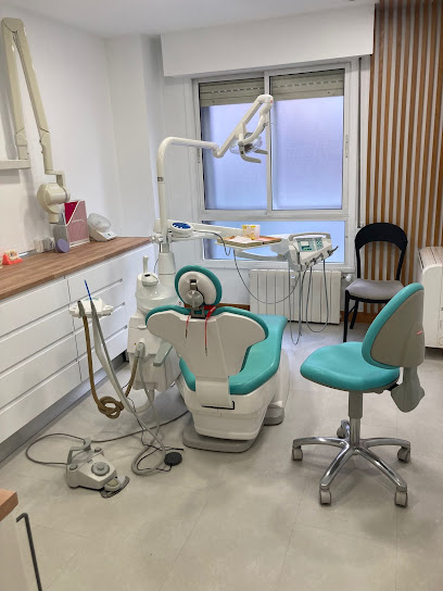 Valladolid - CLINICA DENTAL ODOUS - Centro Dental