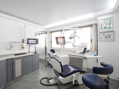 A Coruña - CLINICA DENTAL PEDRO RIVAS LOMBARDERO - Centro Dental