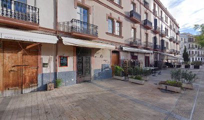 Eivissa - CLINICA DENTAL PLAZA DEL PARQUE - Centro Dental