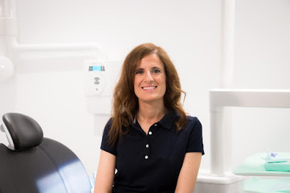 Ciudad Real - CLINICA DENTAL RAQUEL ROMERO NAVIA - Centro Dental