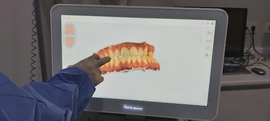 Alcalá la Real - CLINICA DENTAL REVELLES-PEÑAS, S.L. - Centro Dental