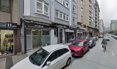 A Coruña - CLINICA DENTAL ROBUR - FEDERICO TAPIA - Centro Dental