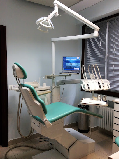 Logroño - CLINICA DE SALUD BUCODENTAL DRES. DE CARLOS - Centro Dental