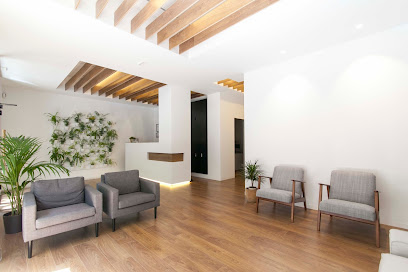 València - CLINICA ECCO. ESPECIALISTAS CLINICOS Y ODONTOLOGICOS - Centro Dental