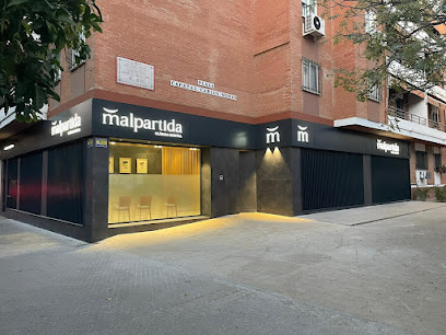 Sevilla - CLINICA MALPARTIDA PERIODONCIA E IMPLANTES, SL - Centro Dental